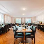 Schieners & Apfelhof Hotel Wemding
