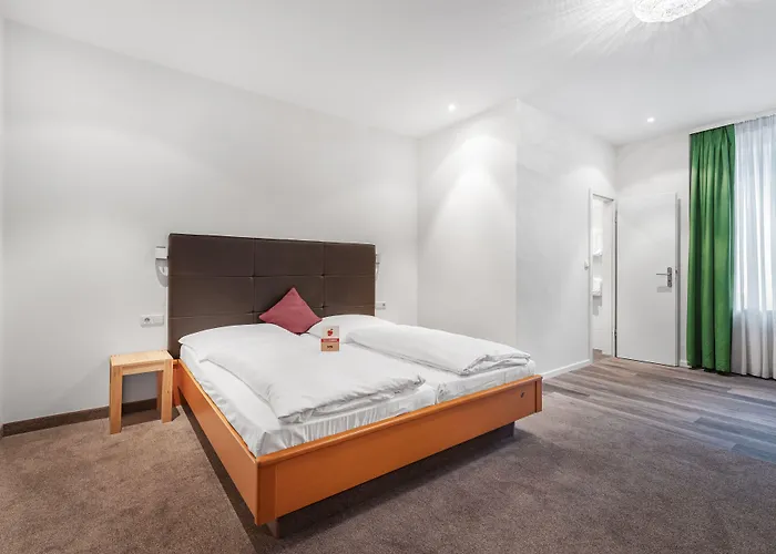 Hotel Schieners & Apfelhof 3*