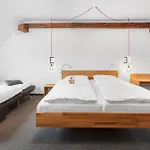 Schieners & Apfelhof 3*
