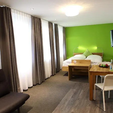 Schieners & Apfelhof Hotel 3*