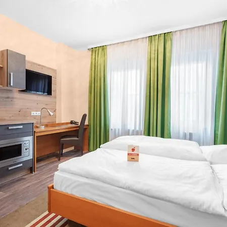 Schieners Hotel&apfelhof 3*