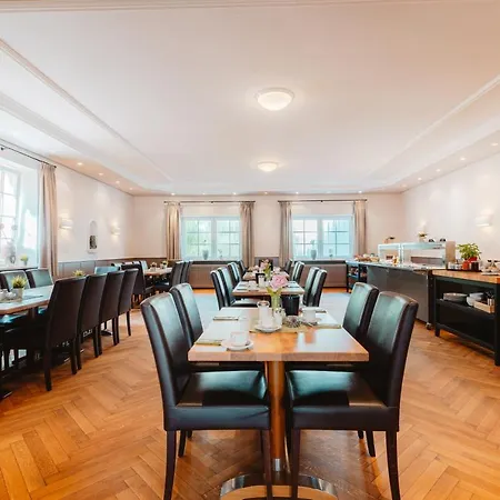 Schieners Hotel&apfelhof Hotel Wemding