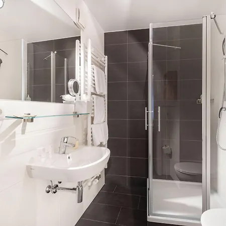 Hotel Schieners & Apfelhof 3*