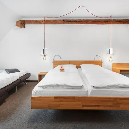 Schieners & Apfelhof 3*