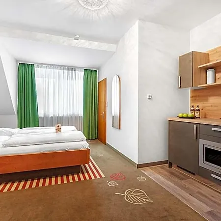 Schieners & Apfelhof Hotel 3*