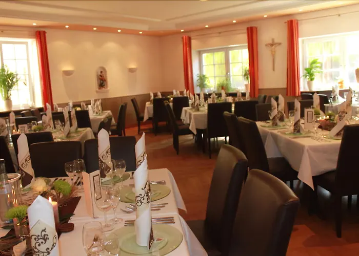 Ξενοδοχείο Schieners & Apfelhof Wemding