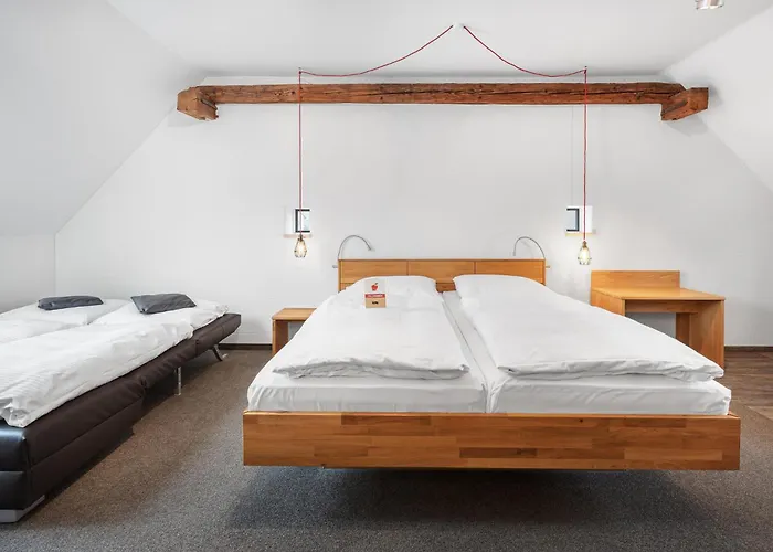 Schieners & Apfelhof 3*